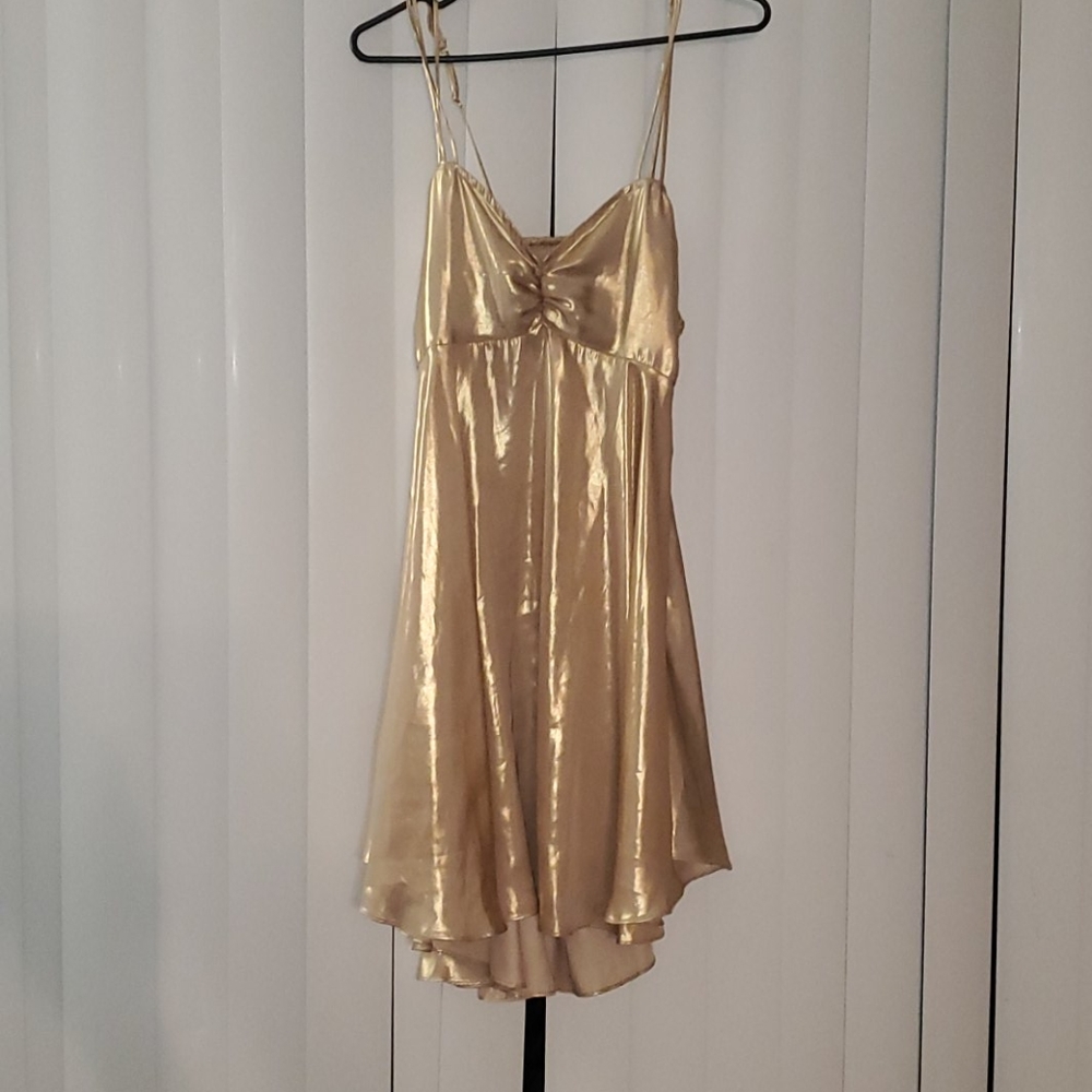 Dress - Picture 2 of 5